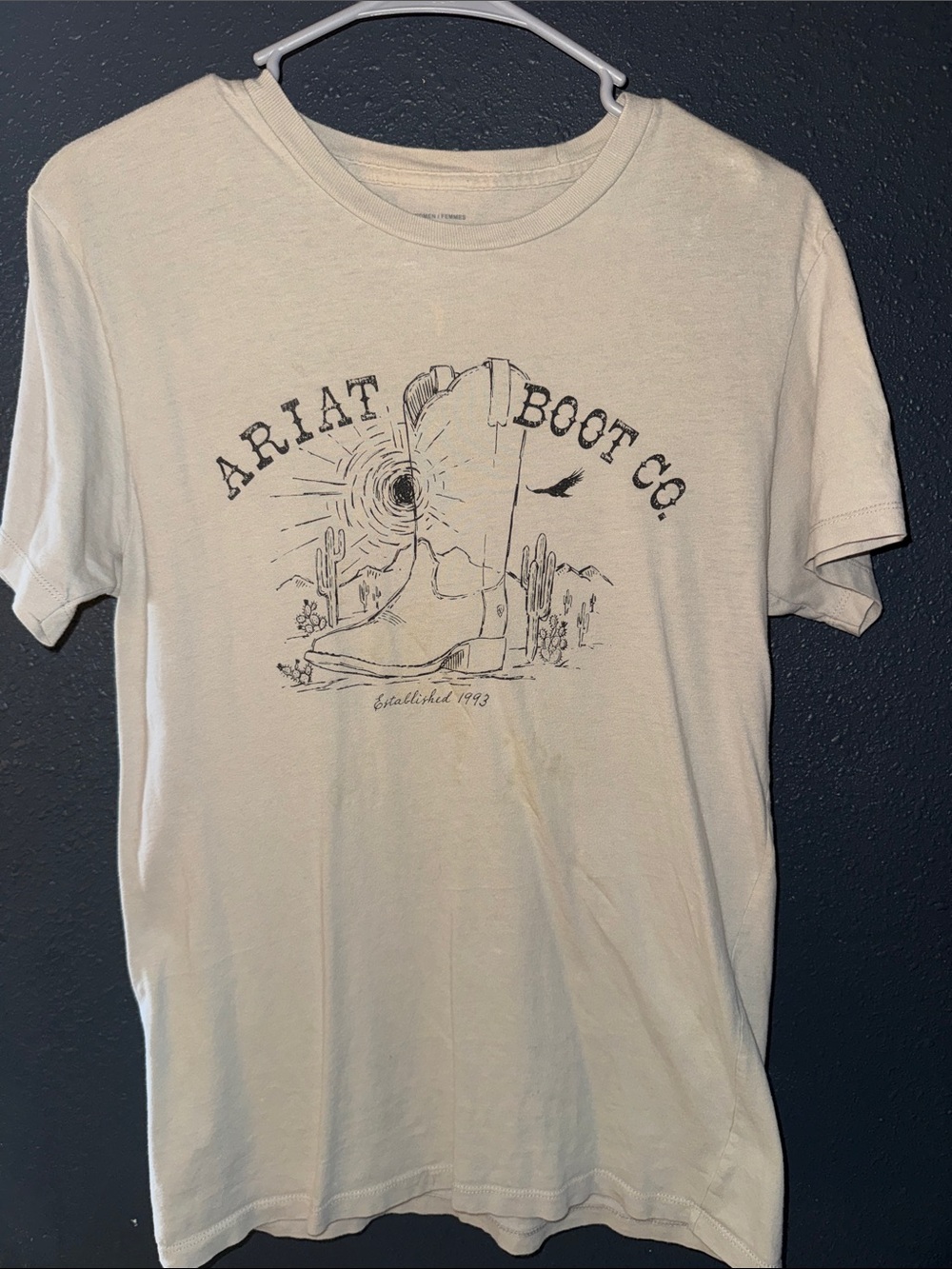 Ariat Cream Short-Sleeve Graphic Tee